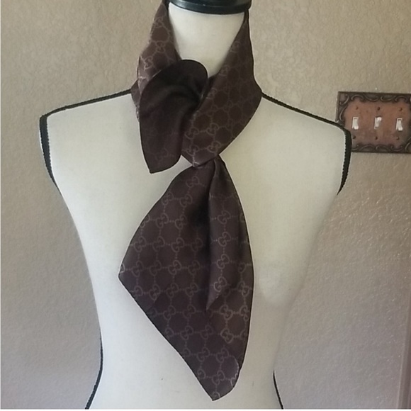 NWOT Gucci Silk Scarf - Picture 2 of 10